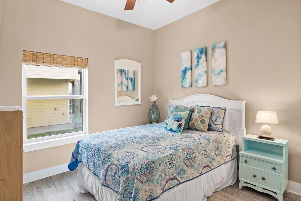New 5 Bdrm W/Pool, Observation Deck Walk To Beach! Port Aransas Ngoại thất bức ảnh